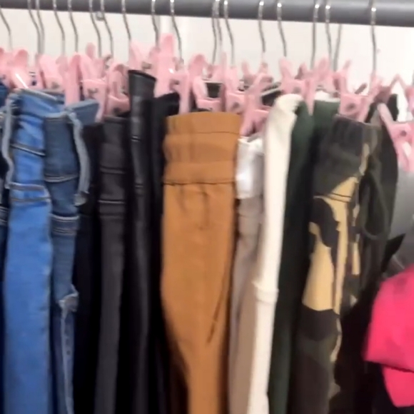 5 Pink Pants/Skirt Clothes Hangers New - Picture 7 of 7